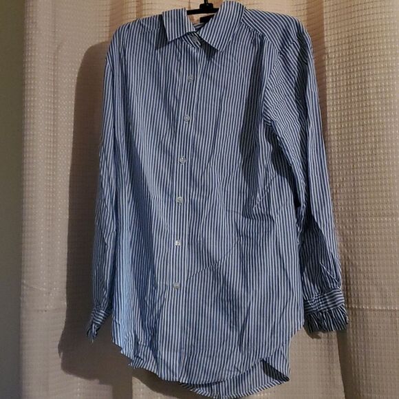 ATTITUDES RENEE SPLIT SLV FRONTBWOVEN TOP A375337 - Picture 1 of 10